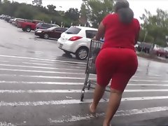 Big phat ass red-bone in red
